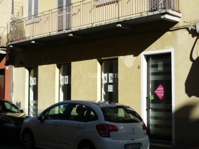 Capannone in Affitto a Biella, zona San Paolo, 500€, 70 m²