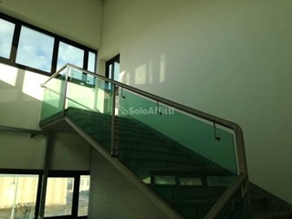 Laboratorio in Affitto a Foiano della Chiana, zona Val di Chiana, 600&euro;, 250 m²