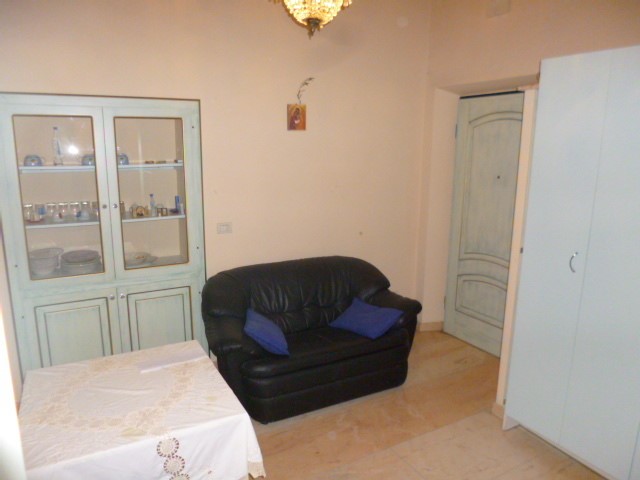 Trilocale in Affitto a Jesi, 380€, 40 m², arredato