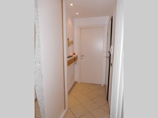 Quadrilocale in Vendita a Jesi, zona PRATO/STAZIONE, 165'000€, 80 m², arredato, con Box