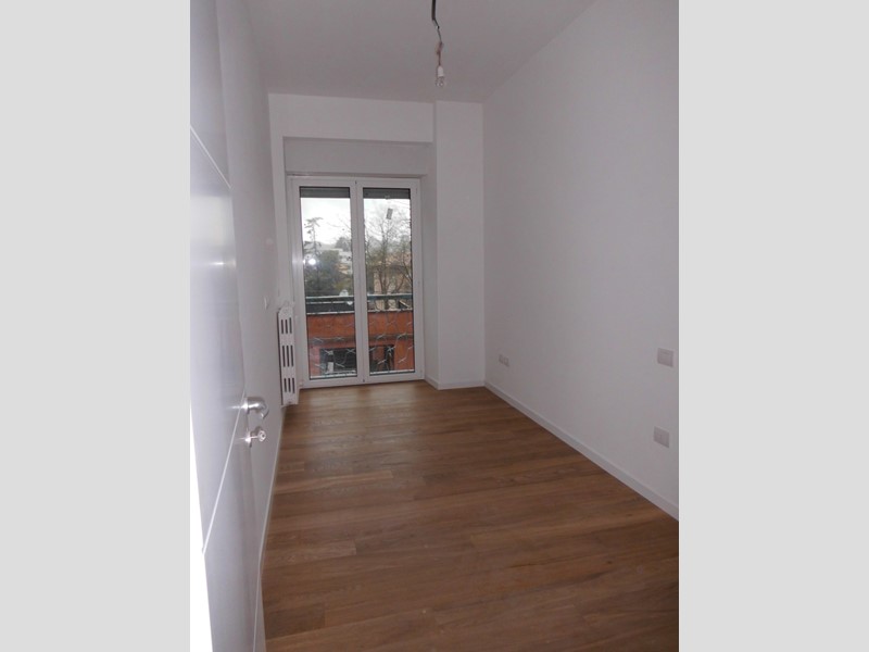 Appartamento in Vendita a Jesi, 119 m², con Box