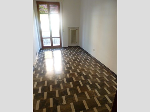 Appartamento in Vendita a Jesi, 115 m², con Box