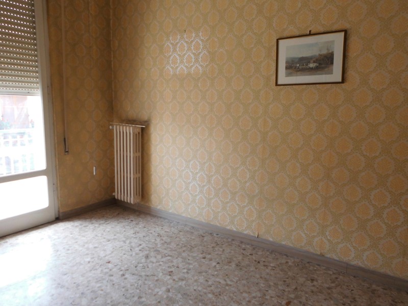 Appartamento in Vendita a Monte Roberto, 150'000€, 110 m², con Box