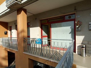 Attività commerciale in Vendita a Monte San Vito, 55'000€, 60 m²