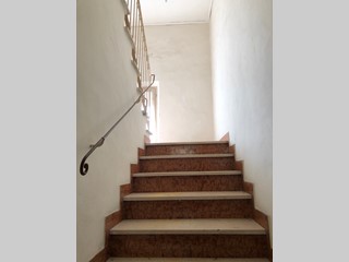 Appartamento in Vendita a Jesi, zona CENTRO CITTA', 65'000&euro;, 95 m²