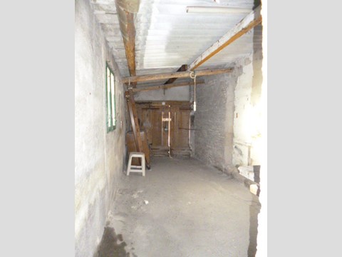 Appartamento in Vendita a Jesi, 80'000&euro;, 150 m²