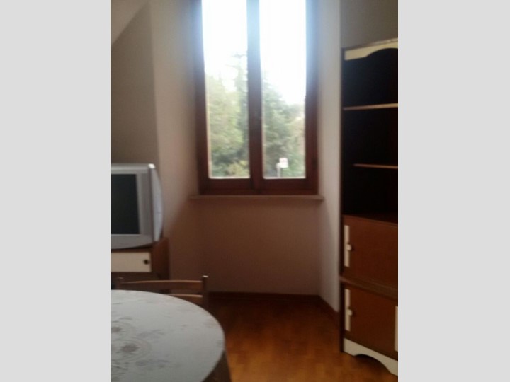 Quadrilocale in Vendita a Jesi, 70'000&euro;, 70 m²