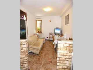 Quadrilocale in Vendita a Jesi, 65'000&euro;, 48 m²