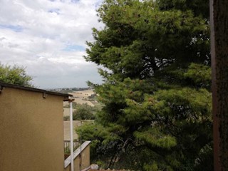 Casa Semi Indipendente in Vendita a San Marcello, 140'000€, 180 m²