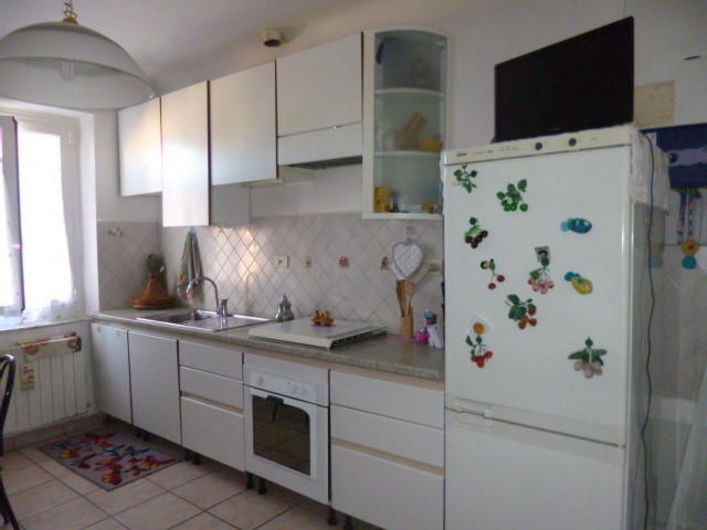 Quadrilocale in Vendita a Jesi, 82'000&euro;, 65 m²