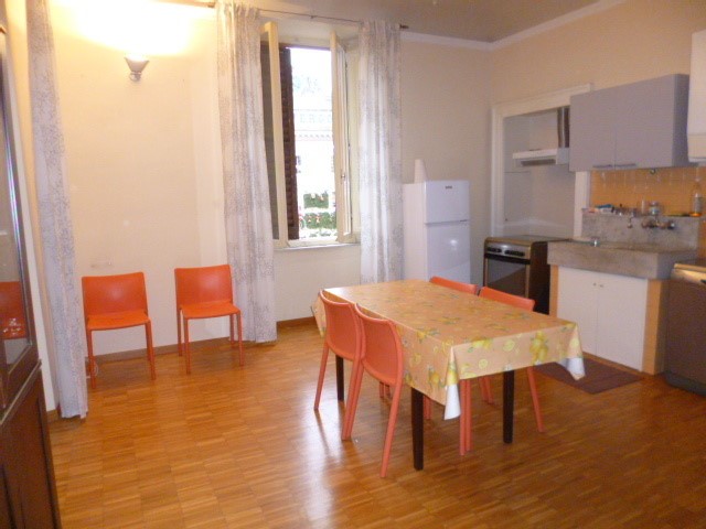 Bilocale in Affitto a Jesi, zona CENTRO STORICO, 470€, 50 m², arredato