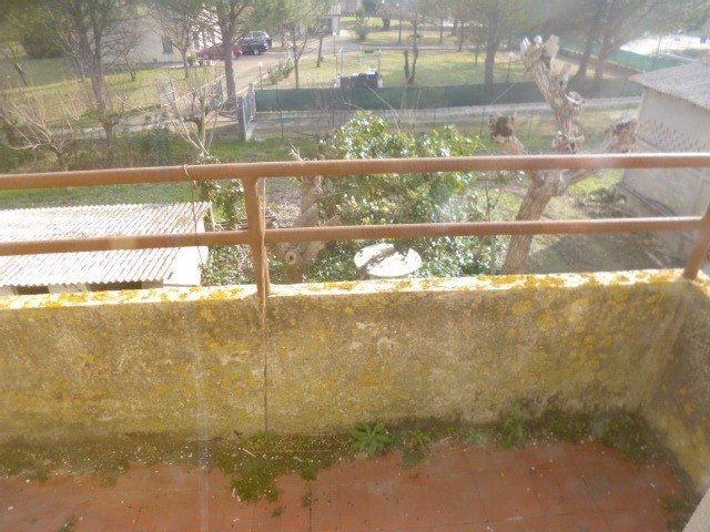 Casale in Vendita a Castelbellino, zona Pantiere, 75'000€, 300 m², con Box