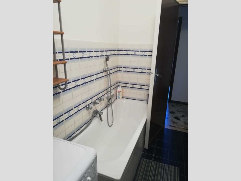 Appartamento in Vendita a Falconara Marittima, 140'000€, 100 m²