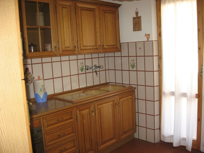 Appartamento in Vendita a Maiolati Spontini, 95'000€, 100 m², con Box