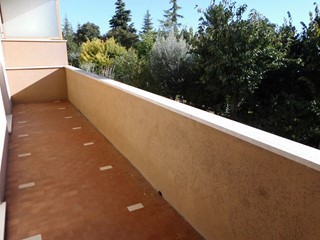 Appartamento in Vendita a Maiolati Spontini, 95'000€, 100 m², con Box