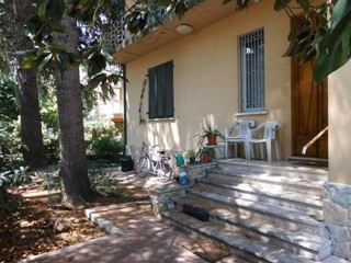 Appartamento in Vendita a Jesi, 195'000€, 152 m², con Box