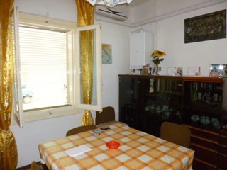 Appartamento in Vendita a Jesi, zona CAMPO BOARIO, 65'000€, 50 m², arredato, con Box