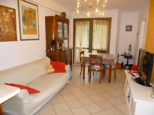 Quadrilocale in Vendita a Jesi, 100'000€, 64 m², con Box