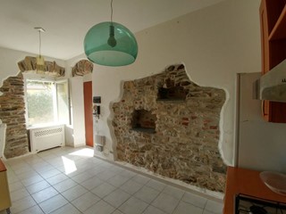 Trilocale in Vendita a Luni, 100'000€, 64 m²