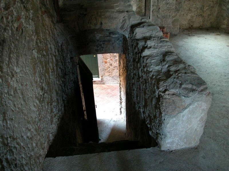 Casa Indipendente in Vendita a Ameglia, 600'000&euro;, 250 m²