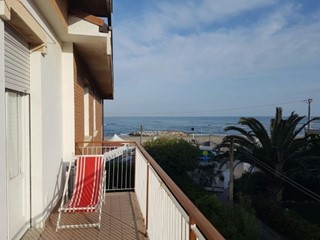 Bilocale in Vendita a Ameglia, zona Fiumaretta, 200'000&euro;, 52 m²