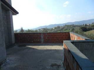 Casa Indipendente in Vendita a Fosdinovo, 240'000€, 180 m²