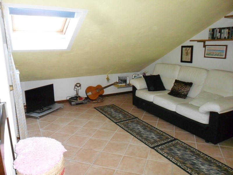 Casa Indipendente in Vendita a Santo Stefano di Magra, 278'000€, 140 m²