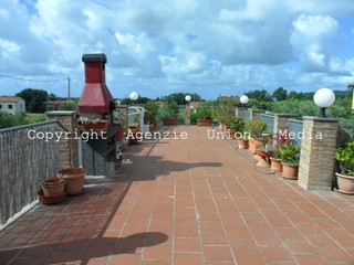 Appartamento in Vendita a Luni, 235'000€, 130 m²