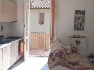 Trilocale in Vendita a Ameglia, 170'000&euro;, 70 m², con Box