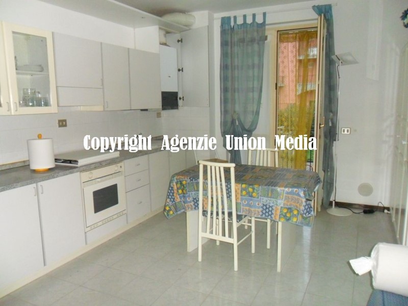 Monolocale in Vendita a Ameglia, 100'000&euro;, 36 m², arredato
