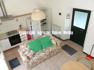 Casa Indipendente in Vendita a Arcola, zona Romito Magra, 100'000€, 50 m²