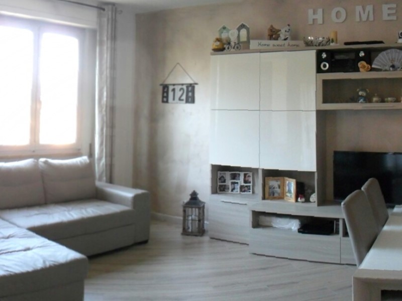 Trilocale in Vendita a Arcola, zona Ressora, 120'000€, 57 m²