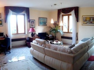 Casa Indipendente in Vendita a Arcola, 350'000€, 210 m²