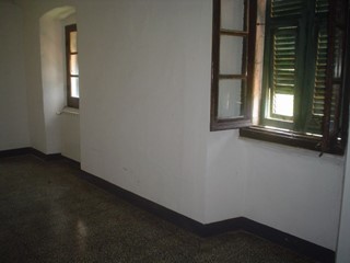 Appartamento in Vendita a Arcola, 110'000€, 150 m²