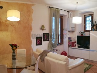 Bilocale in Vendita a Santo Stefano di Magra, 125'000€, 45 m²