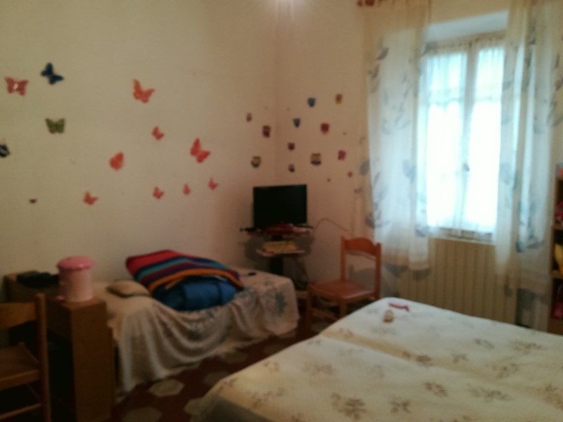 Casa Indipendente in Vendita a Ameglia, zona Bocca Di Magra, 460'000&euro;, 220 m²