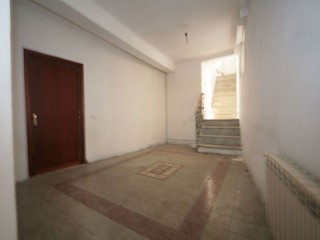 Trilocale in Vendita a Arcola, 50'000€, 70 m²