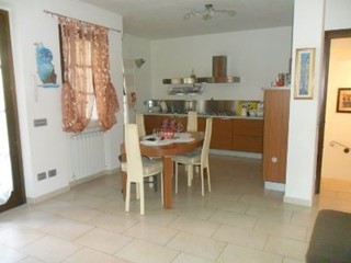 Casa Indipendente in Vendita a Castelnuovo Magra, 360'000€, 150 m²