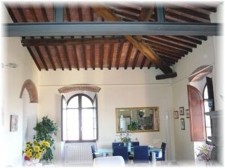 Appartamento in Vendita a Luni, 600'000€, 200 m², con Box