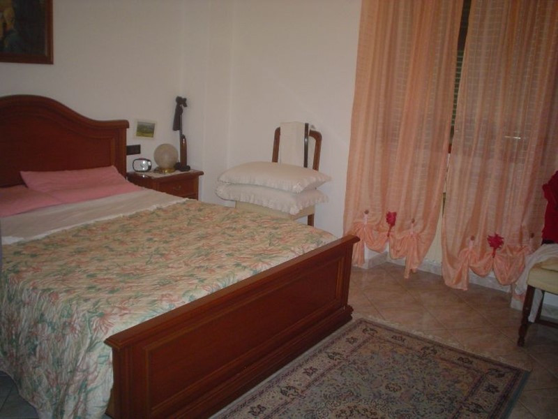 Appartamento in Vendita a Luni, 160'000€, 110 m²