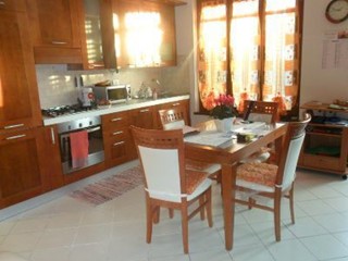 Bilocale in Vendita a Sarzana, 170'000&euro;, 45 m², con Box