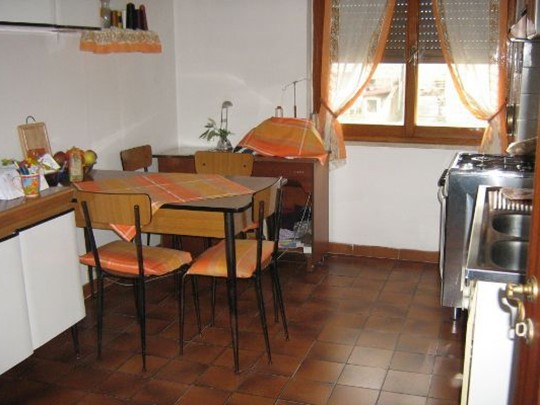 Quadrilocale in Vendita a Castelnuovo Magra, 150'000€, 80 m²