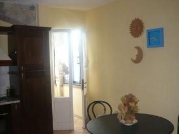 Casa Indipendente in Vendita a Ameglia, 135'000&euro;, 65 m²