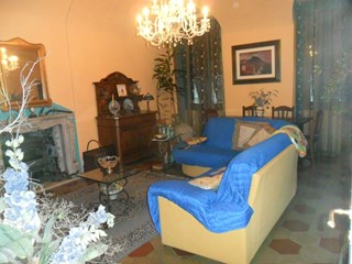 Appartamento in Vendita a Sarzana, 420'000&euro;, 140 m², arredato