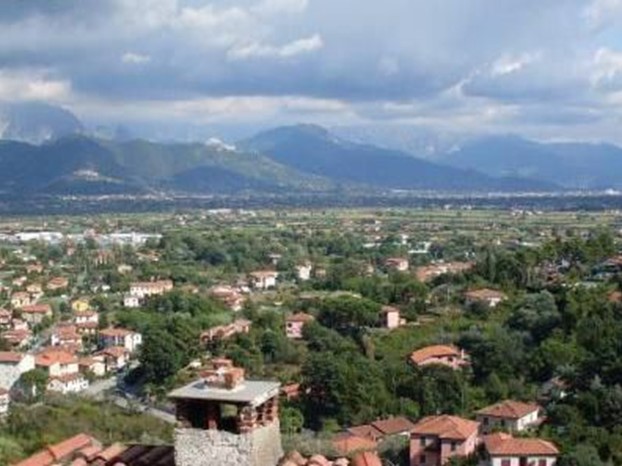 Quadrilocale in Vendita a Ameglia, 190'000&euro;, 75 m², arredato