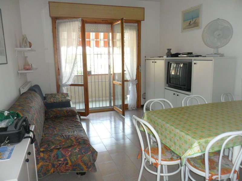 Trilocale in Vendita a Luni, zona Luni Mare, 220'000€, 70 m²