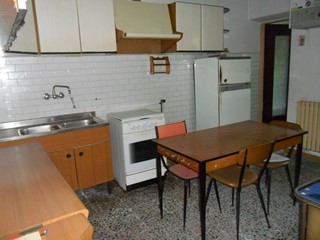 Casa Indipendente in Vendita a Luni, 80'000€, 70 m²