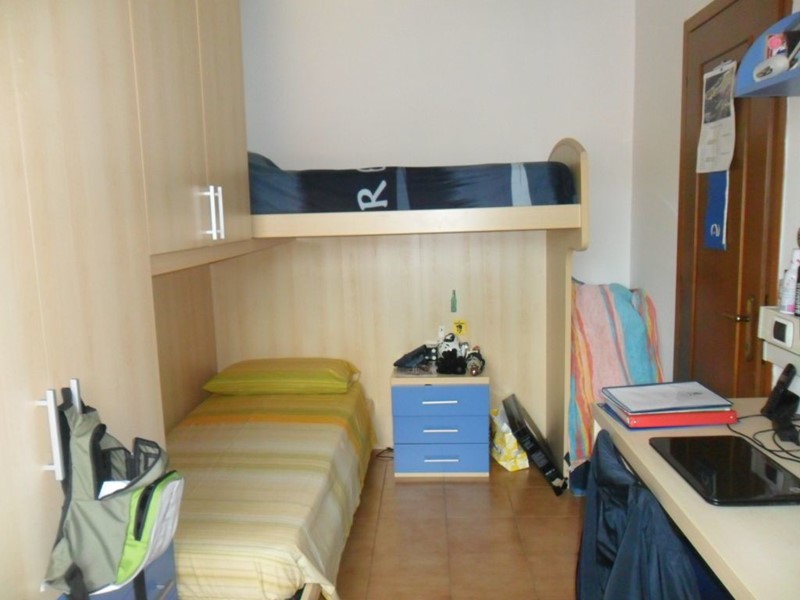 Quadrilocale in Vendita a Sarzana, 130'000&euro;, 75 m², con Box