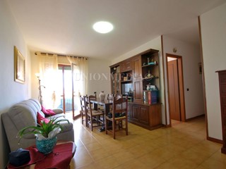 Quadrilocale in Vendita a Sarzana, 130'000&euro;, 75 m², con Box