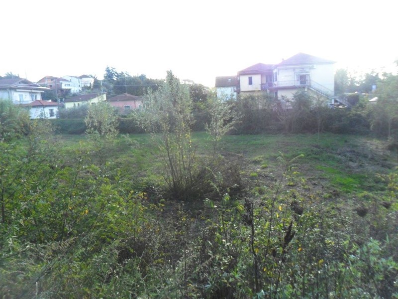 Terreno agricolo in Vendita a Santo Stefano di Magra, 38'000€, 2530 m²